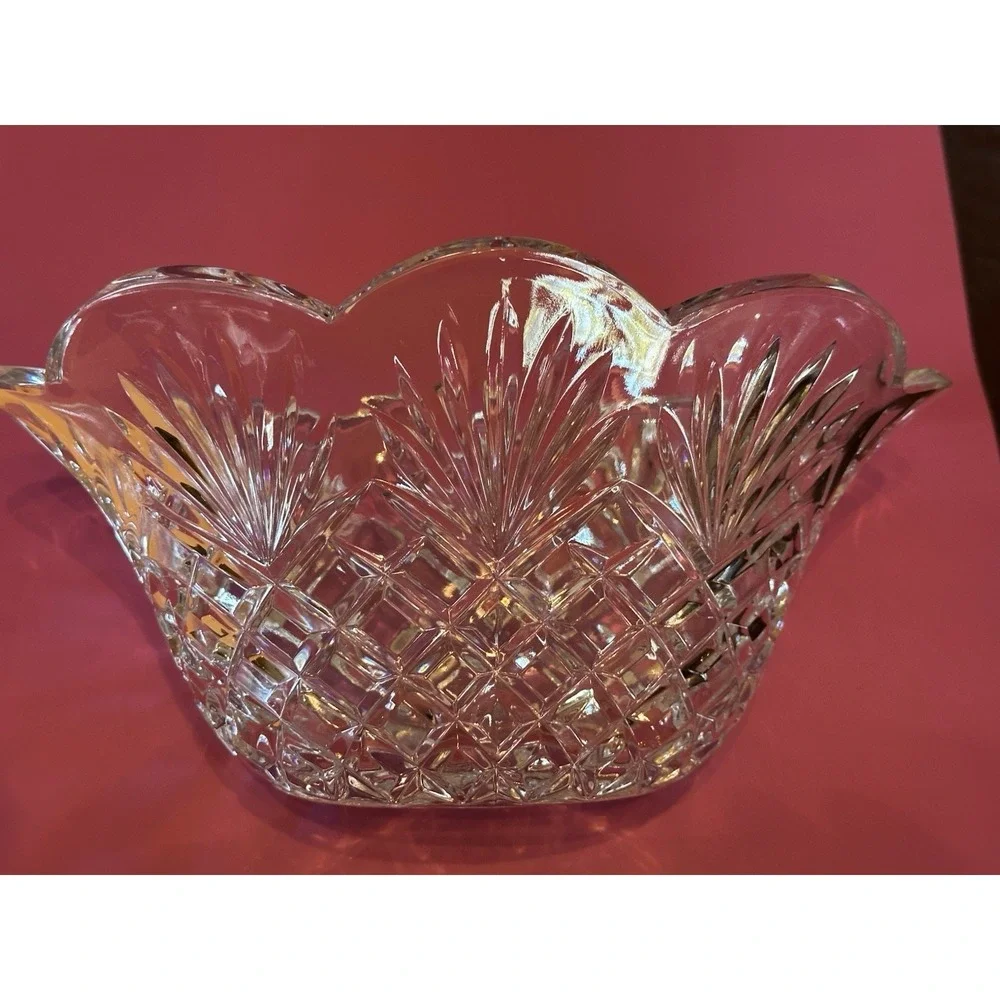 Crystal Designs by Godinger 24% Lead Crystal Decorative Glass Bowl